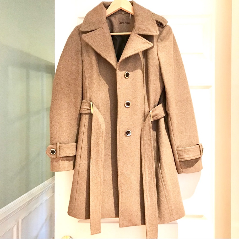 Beautiful Calvin Klein belted coat